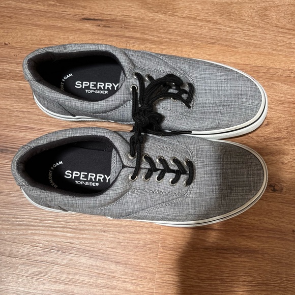 Sperry Halyard linen chambray sneakers, size 10 - Picture 2 of 5